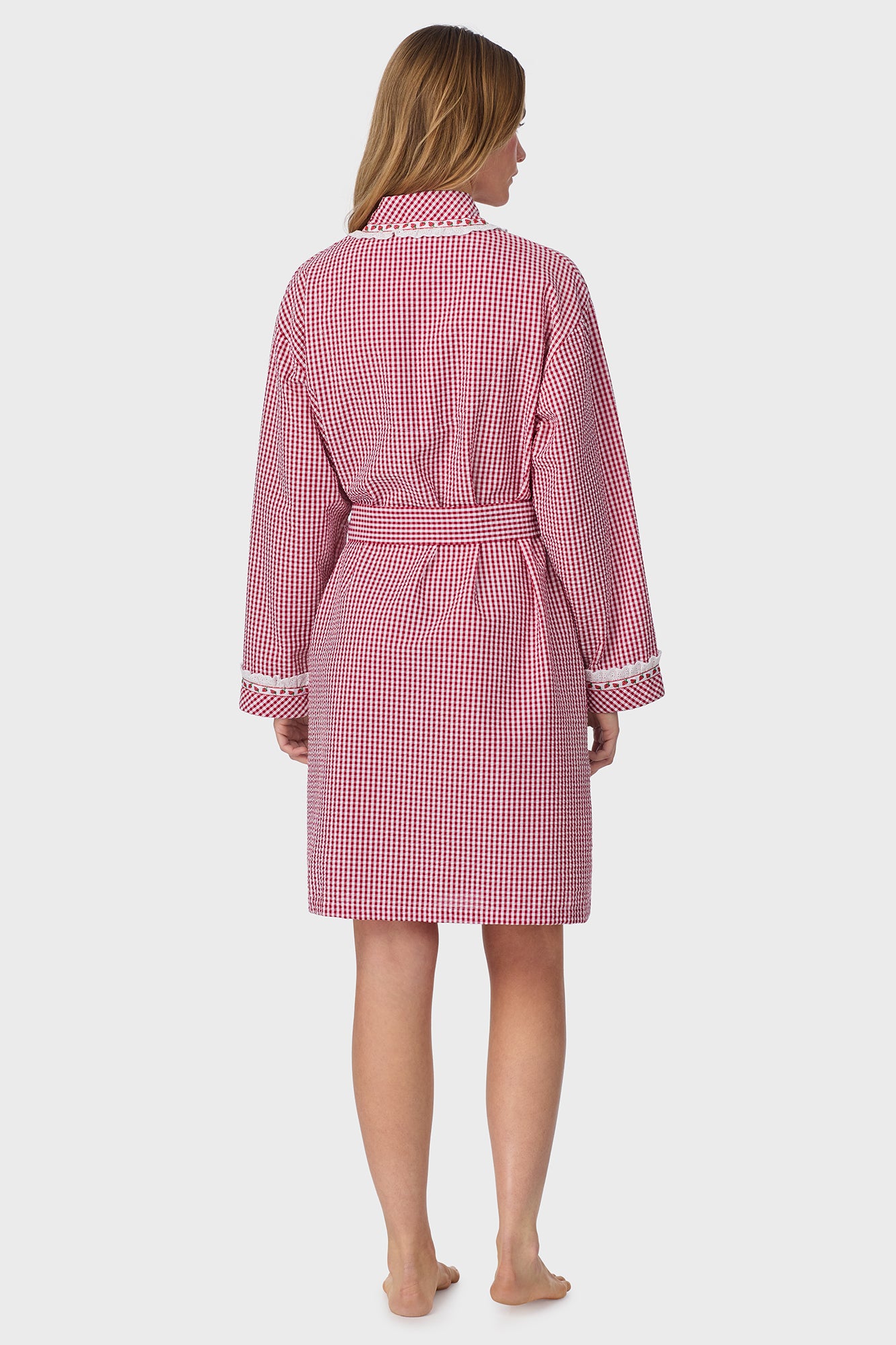 A lady wearing Picnic Plaid Seersucker Yarndye Check Short Wrap Robe